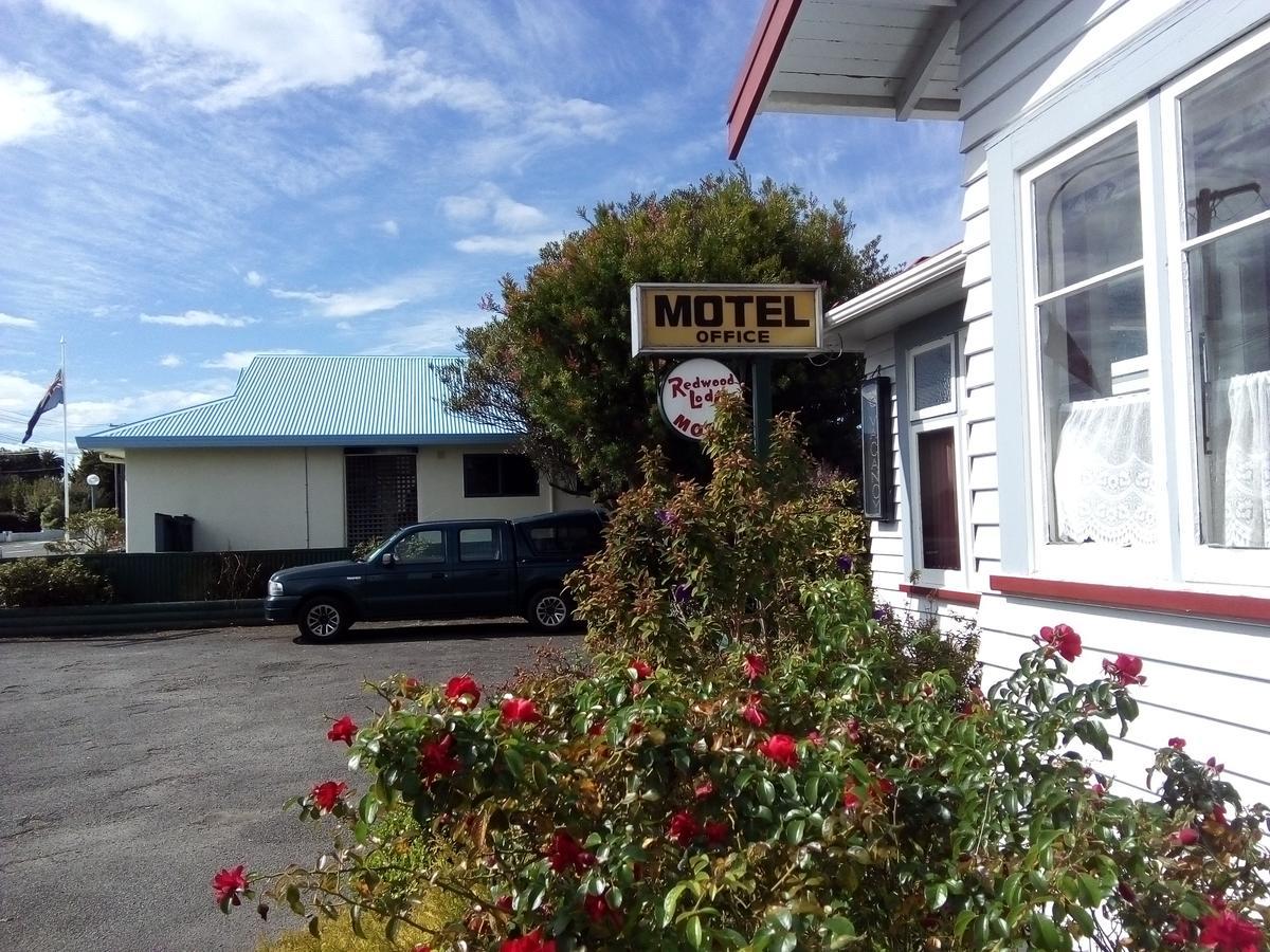 Redwood Lodge Motel Levin Exterior photo